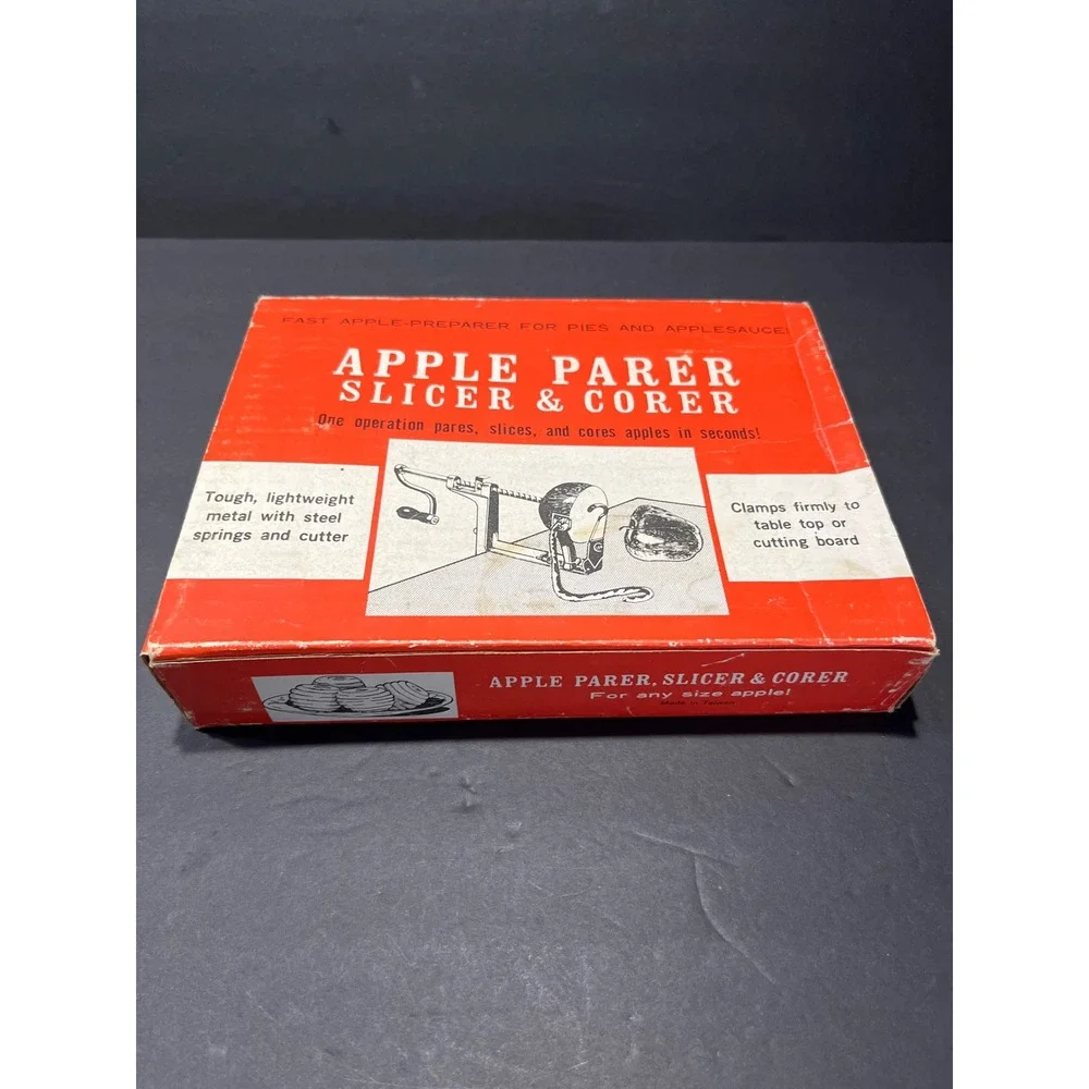 Vintage Apple Parer Slicer Corer Green Metal Hand Crank Peeler with Box
